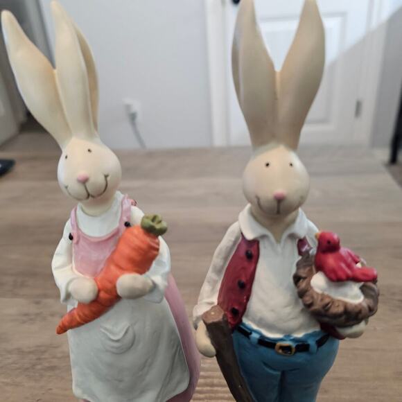Easter Bunny Couple Figurines Pair of Rabbits Rustic Farmhouse Bird Carrots 9" - Picture 3 of 8